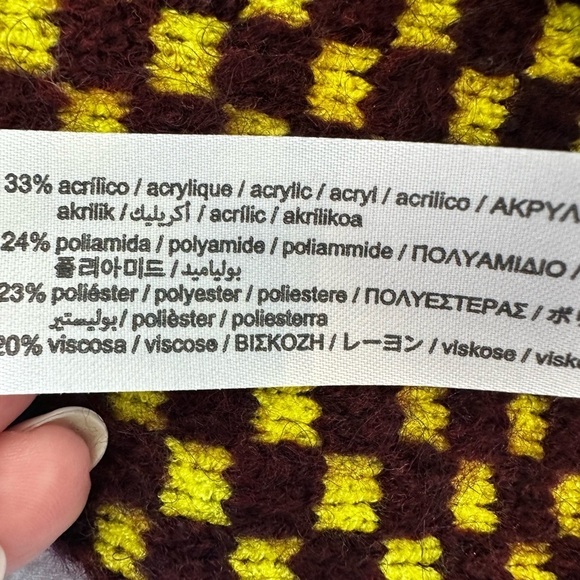 Zara Burgundy Checkered Cut-Out Knit Sweater - Picture 14 of 14